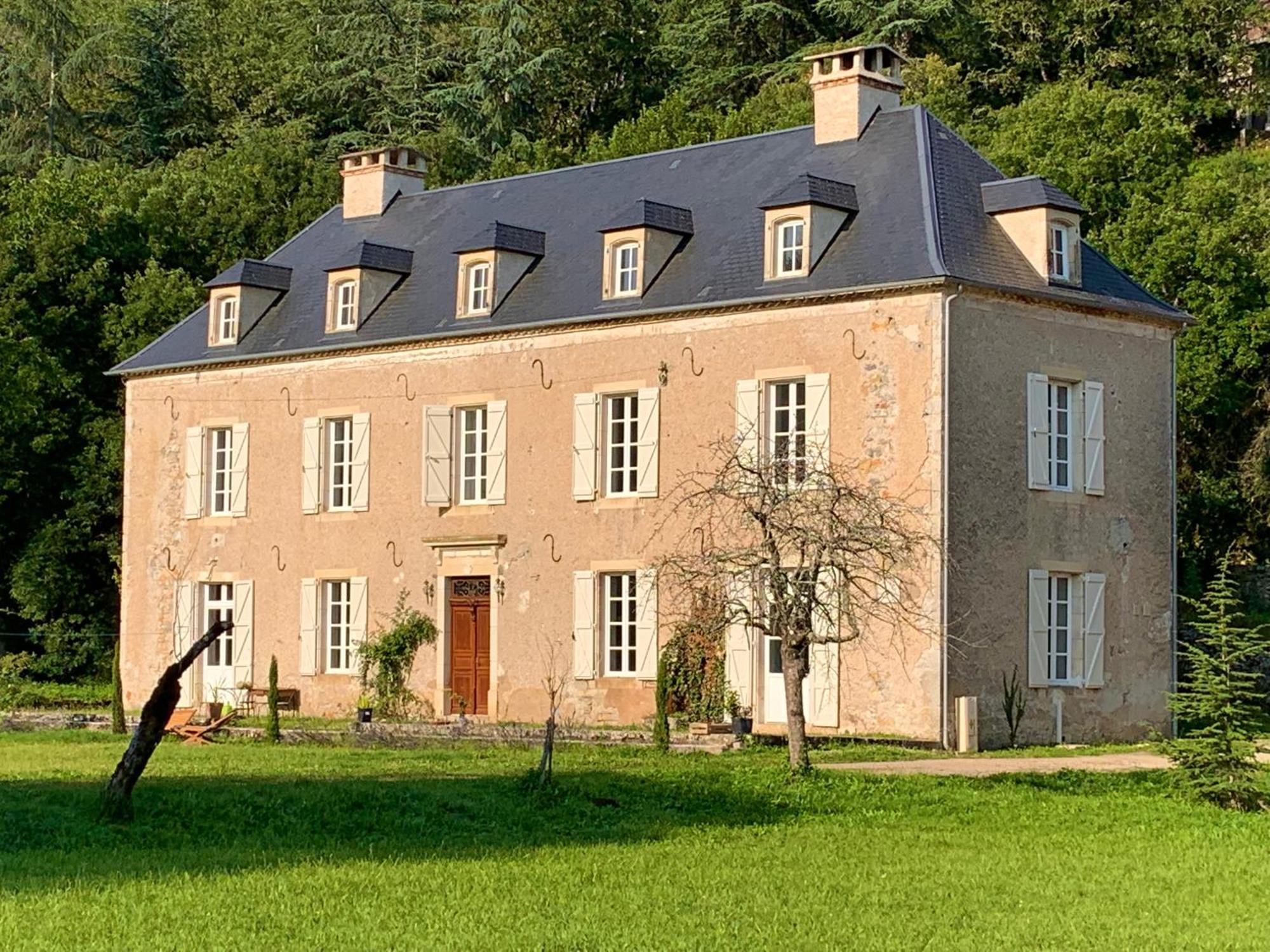 Noubar Bed & Breakfast Cenevieres Exterior photo